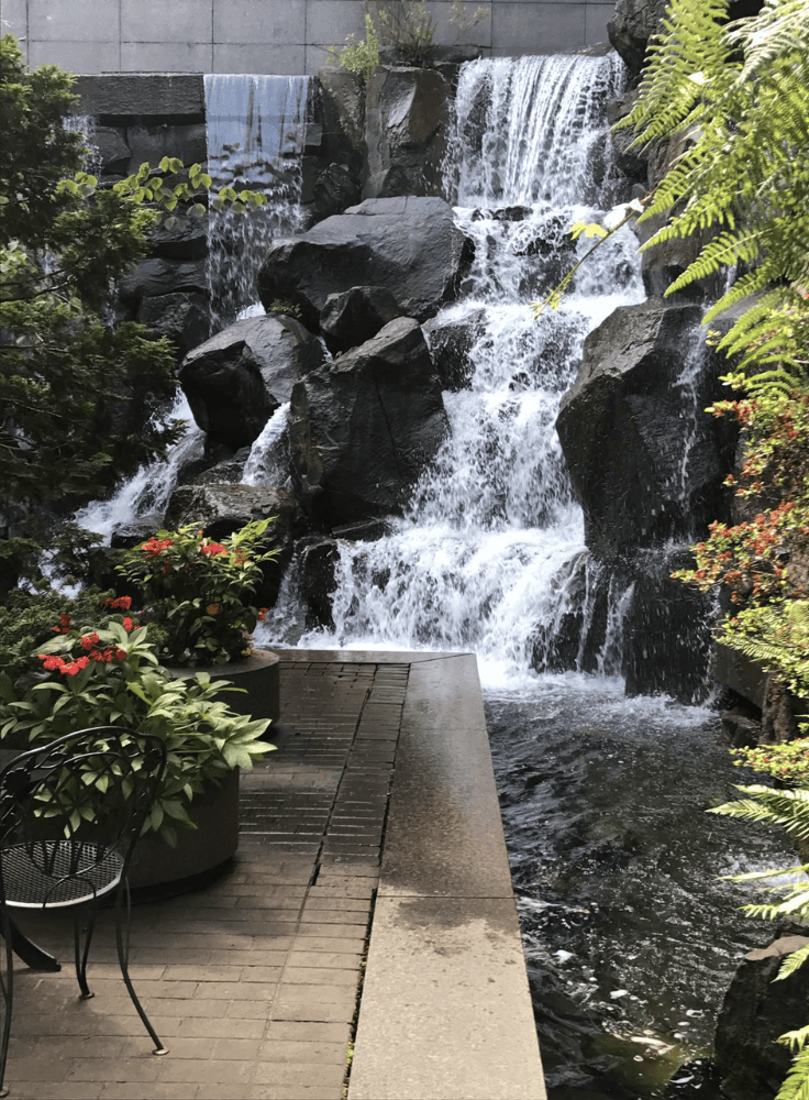 Thi công thác nước sân vườn 